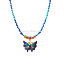 Collier avec pendentif papillon en émail plaqué or 24K